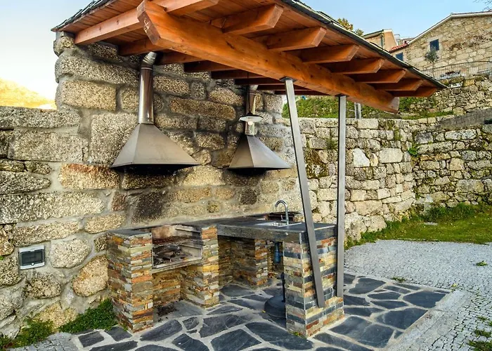 Fândega House - Rural Tourism Alojamento de Turismo Rural Loriga